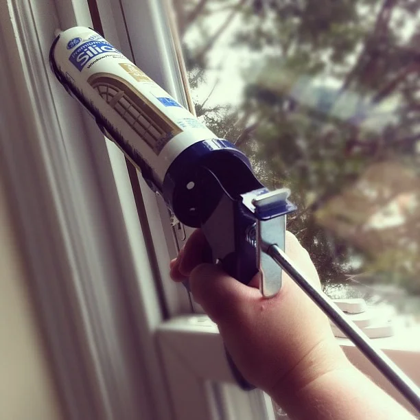 window caulking services bronx